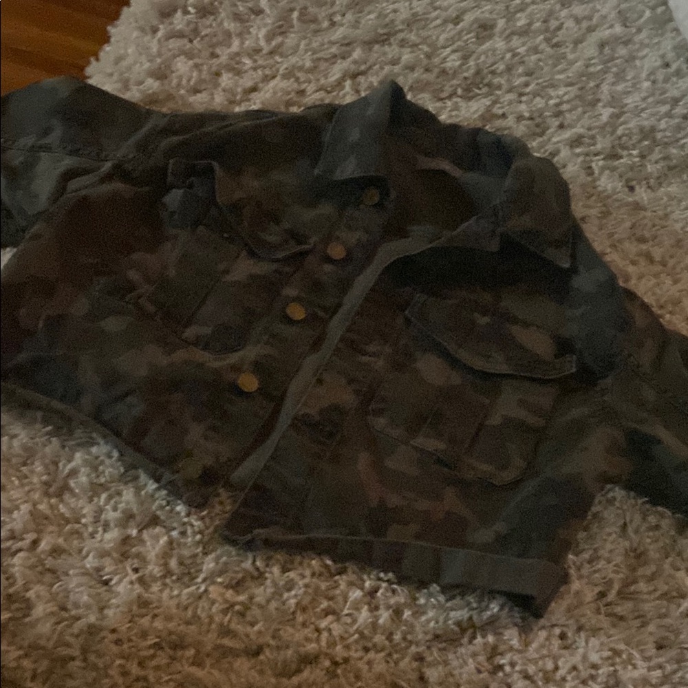 Women’s  Camouflage Jacket
